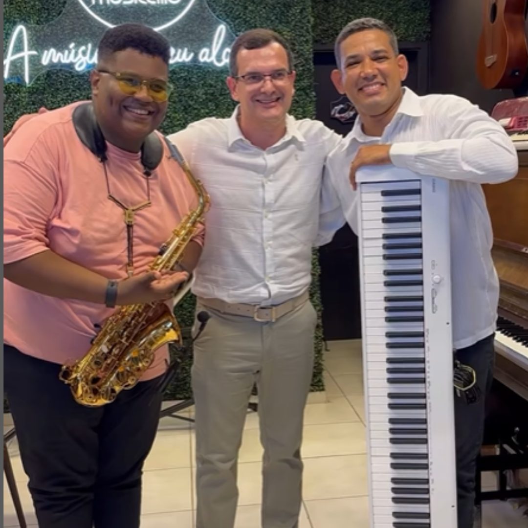 Coffee Break musical na Musicalle Instrumentos Musicais - Social Bauru